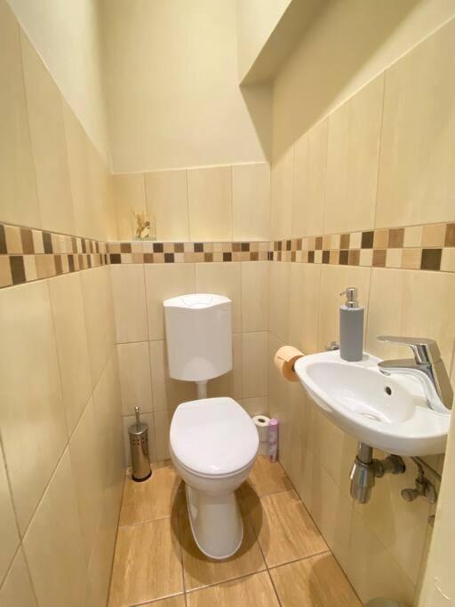 Orangehomes One Bedroom Comfy Apartment Boedapest Buitenkant foto